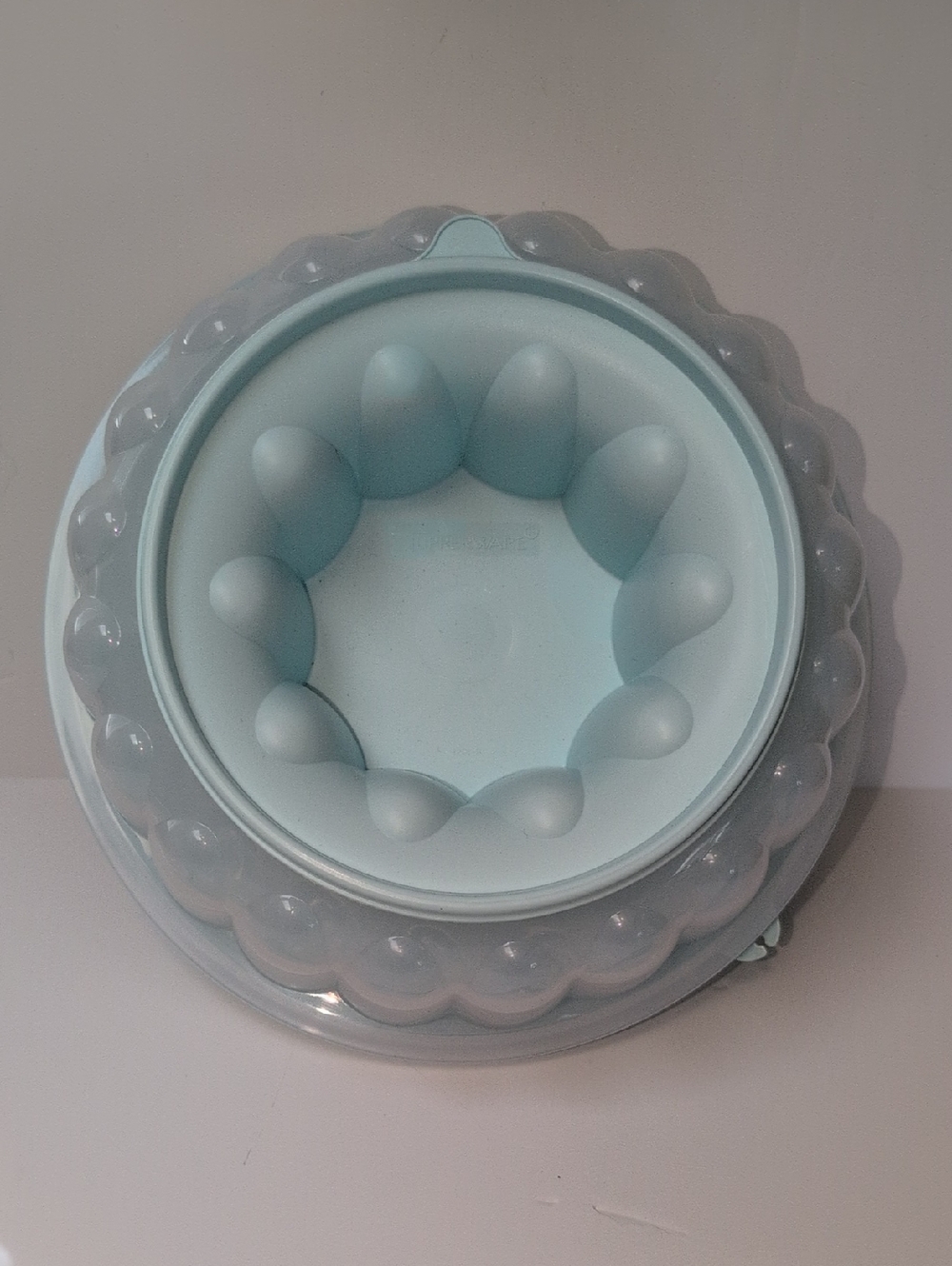 🆕Tupperware®️ Jel-Ring Mold - Picture 2 of 3
